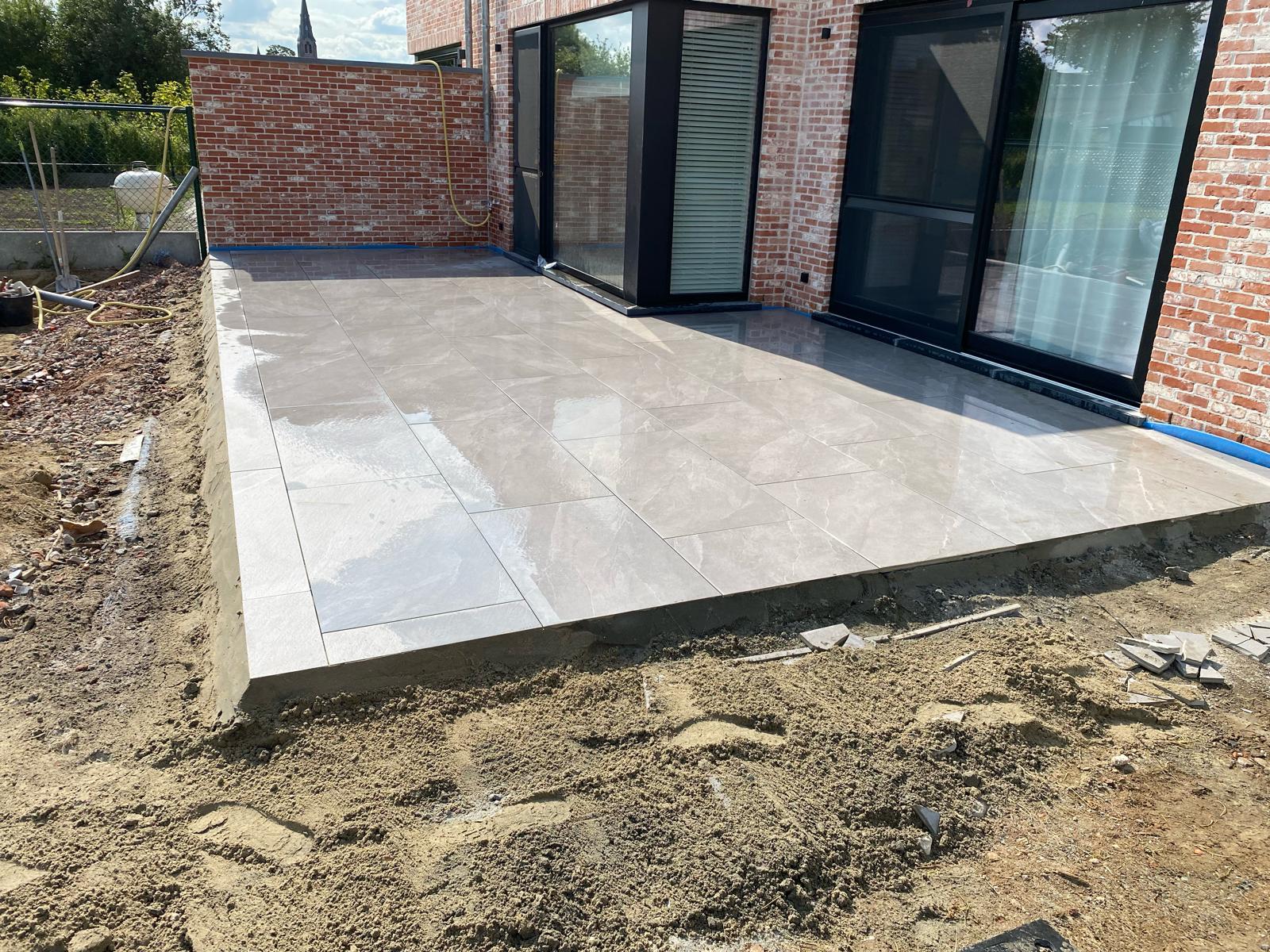 Terras en oprit aanleg