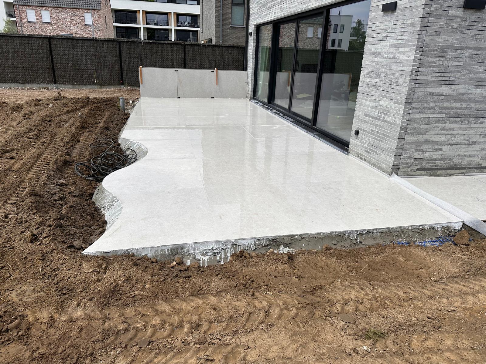 Steen metselwerk en terrassen